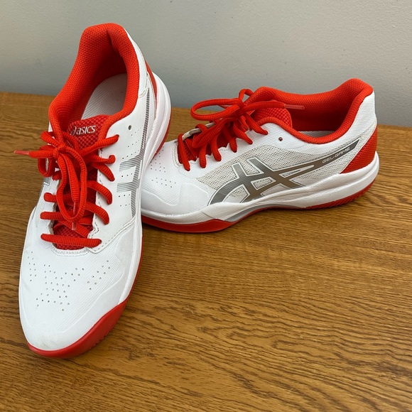 ASICS White and Red Sneakers - Picture 2 of 5